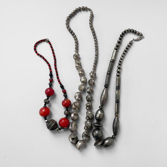 VTG Boho Layered Necklace Lot Silver-Tone Tribal Glass Resin Beads 80s 90s 3 PC - Picture 1 of 6
